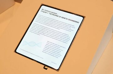 اولین نمایشگر تاشو بدون چینخوردگی سامسونگ بهنمایش درآمد اولین نمایشگر تاشو بدون چینخوردگی سامسونگ بهنمایش درآمد