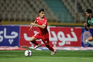 ضربه دوباره تراکتور به پرسپولیس؛ این بار مذاکره با مهاجم تیم