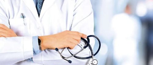 جامعه پزشکی در نامه‌ای به رهبر انقلاب: پشت نظام ایستاده‌ایم_698b89b79725b.jpeg