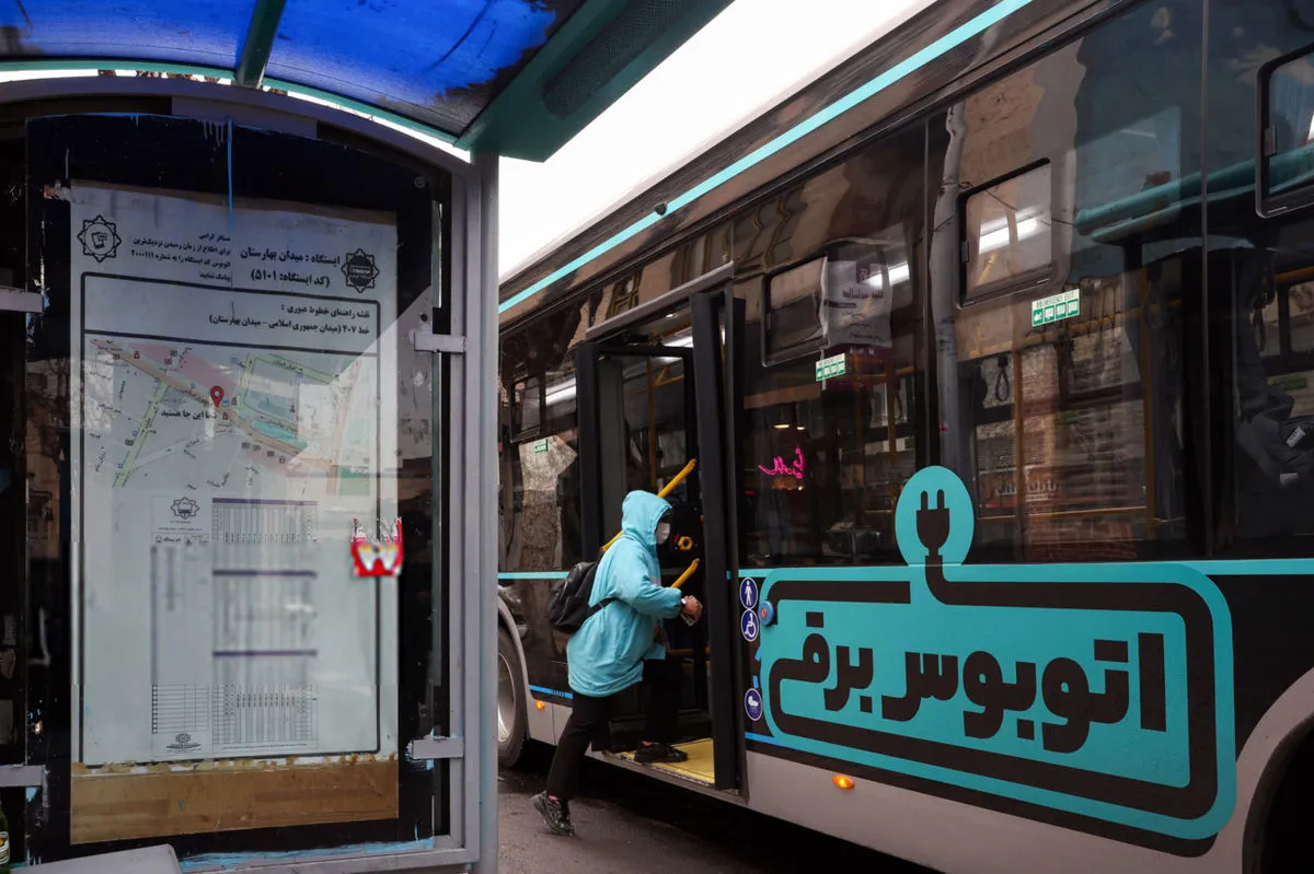 آغاز به کار ۳ خط جدید اتوبوس برقی در تهران