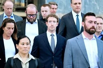 افشاگری در دادگاه: زاکربرگ زیر فشار خانواده‌ها کوتاه نیامد!