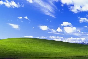 منظره تپه والپیپر نمادین ویندوز XP پس از ۳۰ سال / عکس