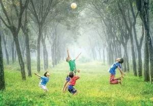 دروغ گفتن کودکان طبیعی است