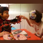 دیدار بچه‌زرنگ و ببری با کودکان در یک مرکز توانبخشی