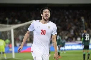 سردار آزمون سکوتش را شکست