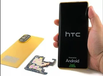 یک کالبدشکافی جنجالی: گوشی ترامپ همان HTC U24 پرو است