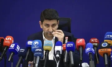 وزیر ارتباطات: محدودیت اینترنت بیش از ۶۷ همت به اقتصاد دیجیتال خسارت زد وزیر ارتباطات: محدودیت اینترنت بیش از ۶۷ همت به اقتصاد دیجیتال خسارت زد