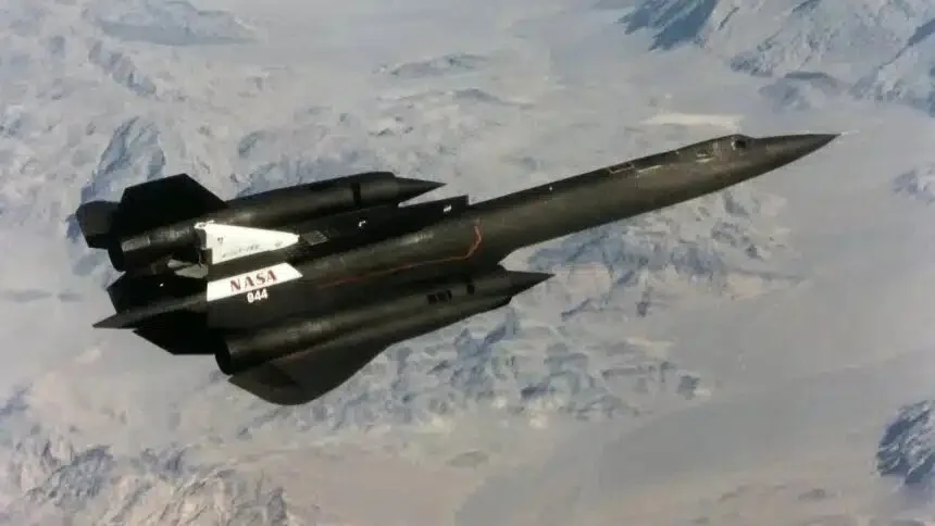 تصاویر ماهواره‌ای نشان می‌دهند SR-71 ناپدید شده / آیا پرنده سیاه دوباره پرواز می‌کند؟