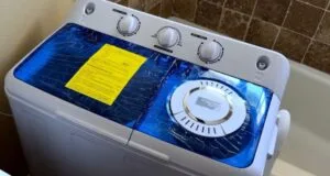تفاوت ماشین لباسشویی نیمه‌اتوماتیک و تمام‌اتوماتیک چیست؟