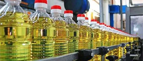 ترخیص کالا‌های اساسی از گمرکات کشور/ واردات روغن ۴۷ درصد رشد کرد_695e48f185aeb.jpeg