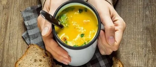 راهنمای تغذیه زمستانی؛ توصیه‌های طب ایرانی برای مزاج‌های سرد و گرم_6980021a3b706.jpeg