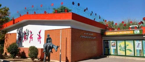 چراغ تئاتر کانون پرورش فکری کودکان و نوجوانان چگونه روشن مانده است؟_699d4a8b94473.jpeg